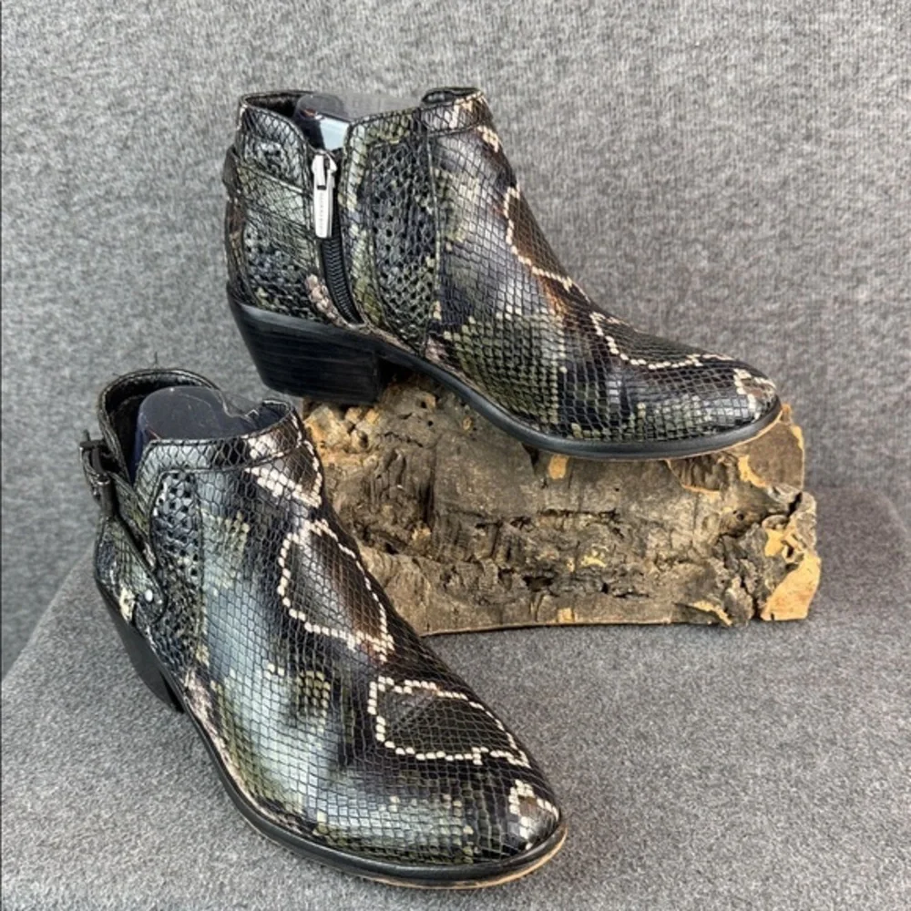 Vince Camuto Leather Snake Print Block Heel Ankle Boots Size 7.5M‎